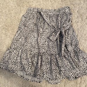 shein skirt worn twice in great condition